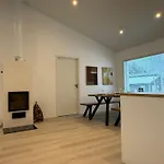 Brand New Puomikuja Villa Rovaniemi