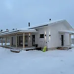 Brand New Puomikuja Villa Rovaniemi