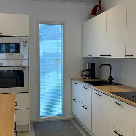 빌라 Brand New Puomikuja