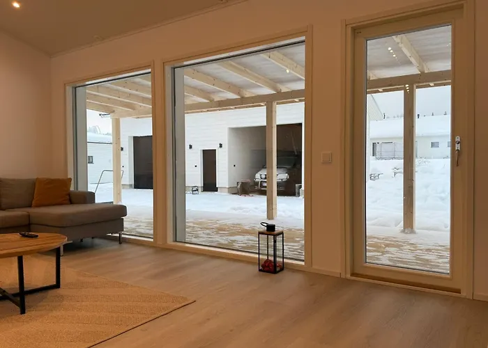 Brand New Puomikuja * 로바니에미